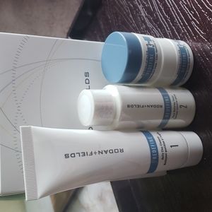 COPY - Rodan + Fields Redefine Skincare Regimen Travel Pack